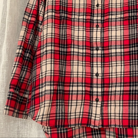 Madewell Flannel Oversized Button Down Shirt - Picture 2 of 3